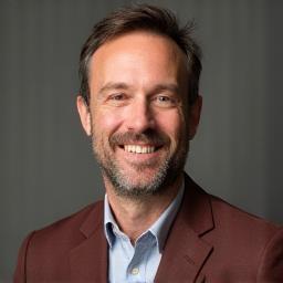 Photo de Julien Roche, Directeur et éducateur canin
